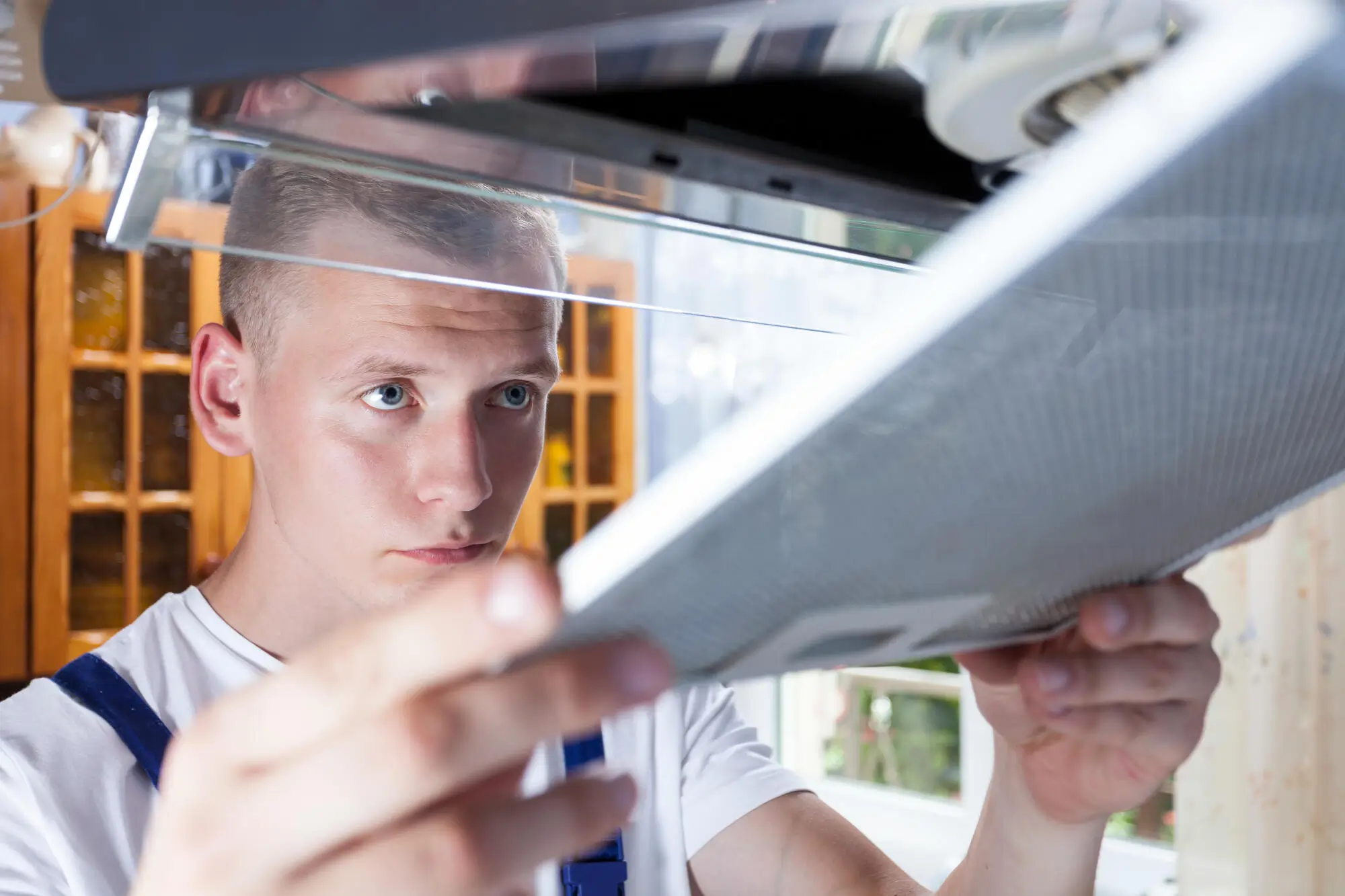 Do Property Managers Pay for Repairs?